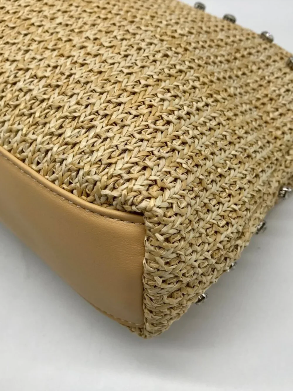 Urban Expressions Natural Marta Clutch